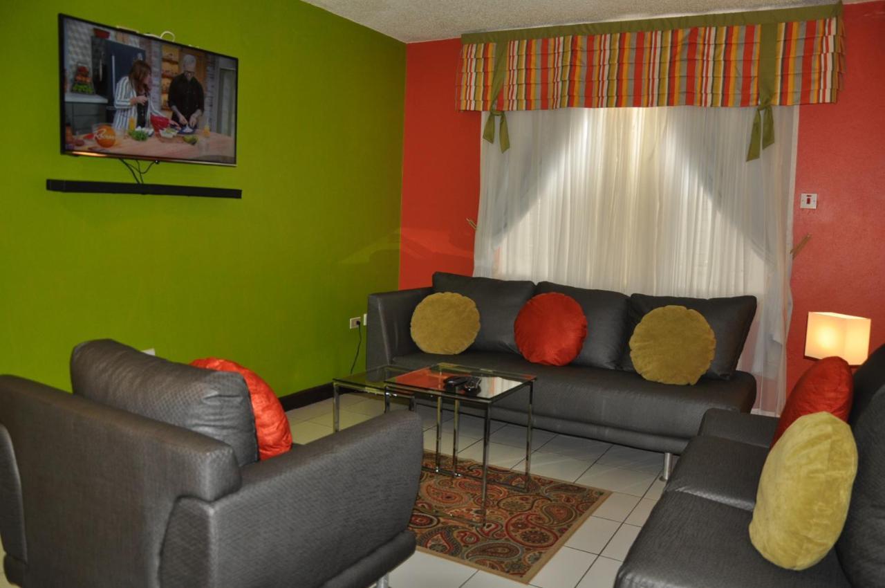 Beach Penthouse A25 Sandcastles Ocho Rios Kültér fotó